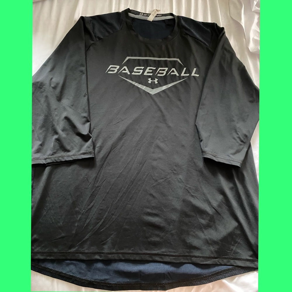 NWOT - Under Armour Baseball Warmup